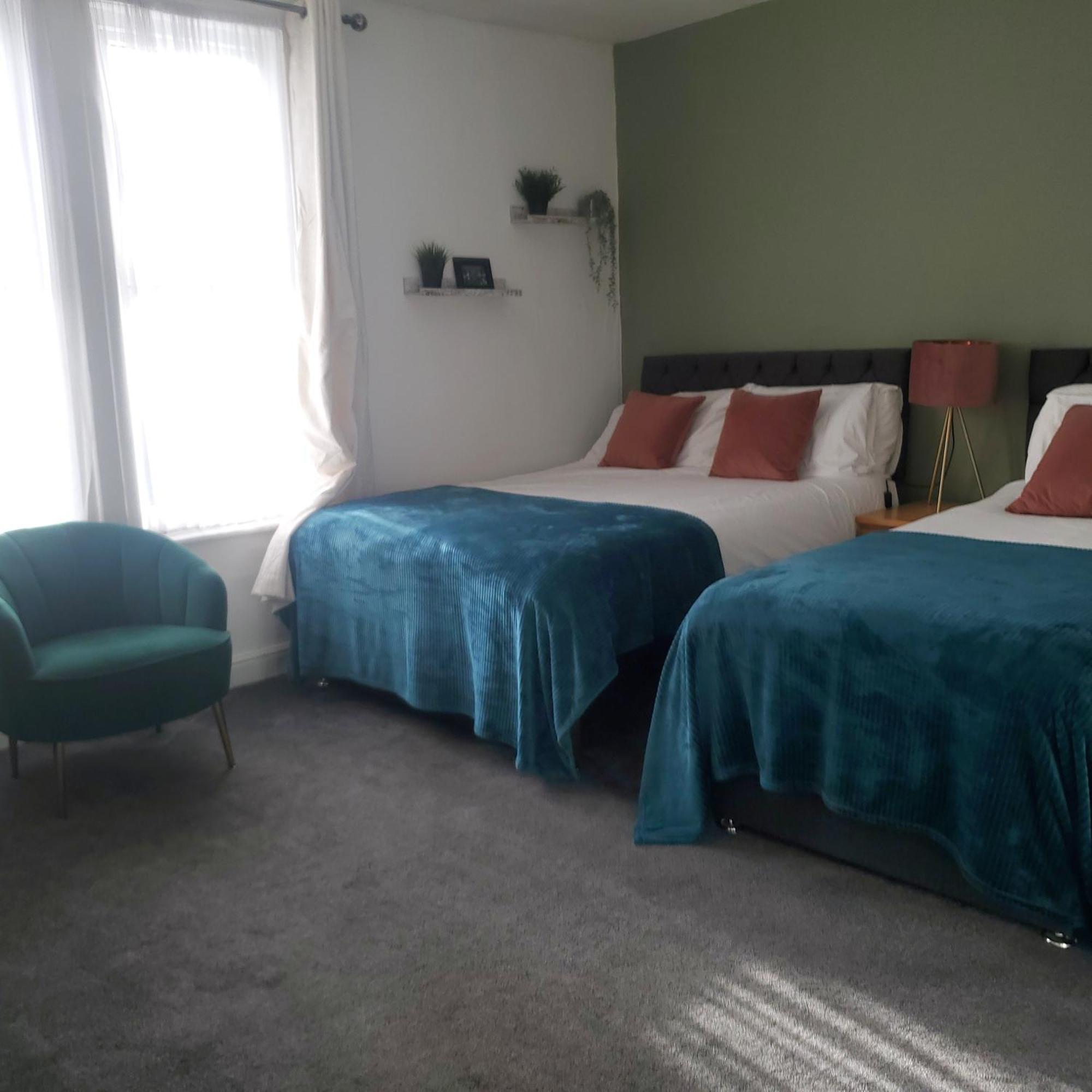 Villa Leeds 4-Bed House - Sleeps 9 Free Parking & Wifi Exterior foto